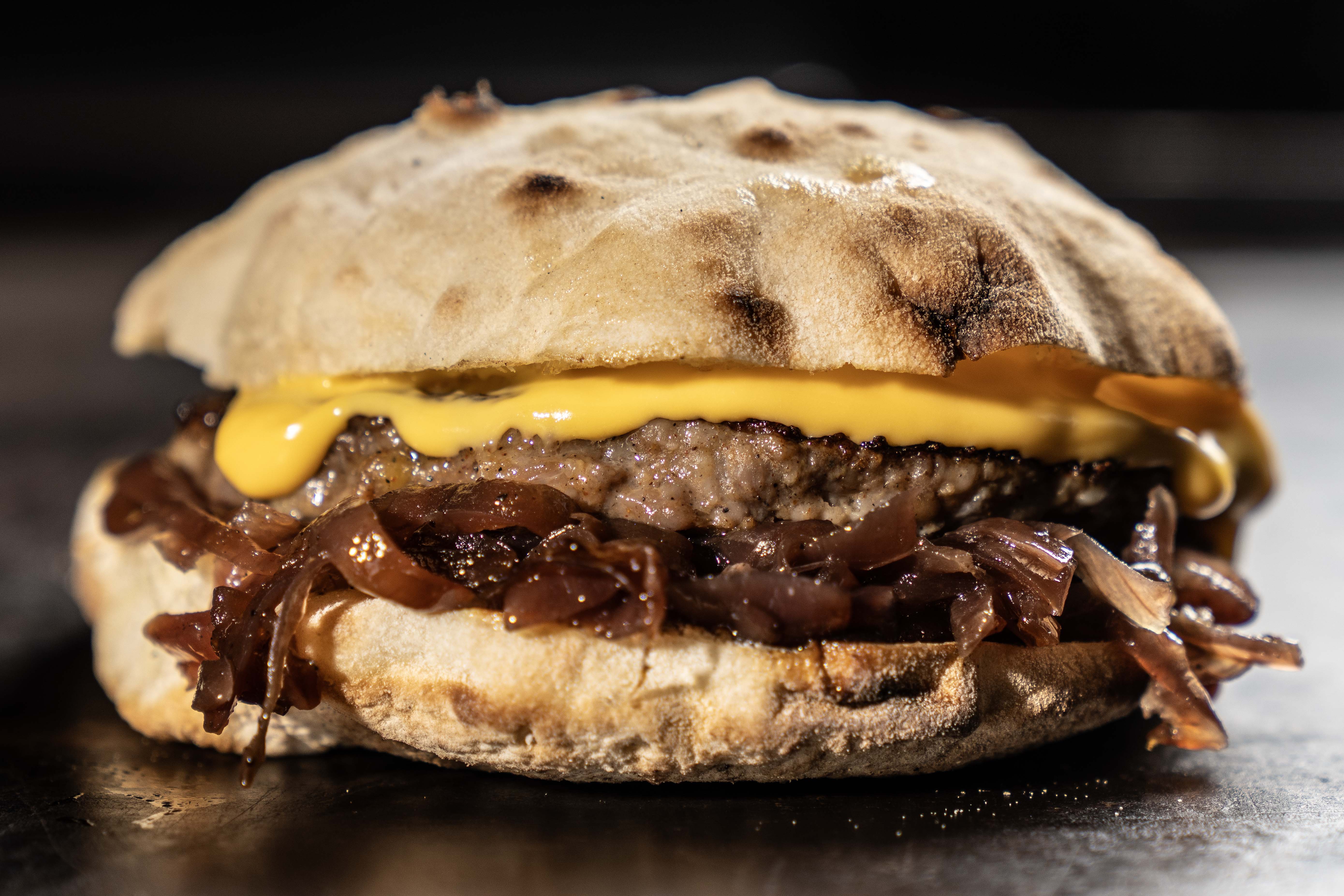 Hagymalekváros burger